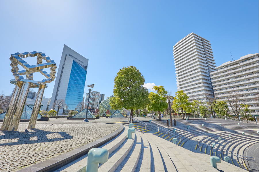 川口西公園(リリアパーク)(徒歩10分/約750m)