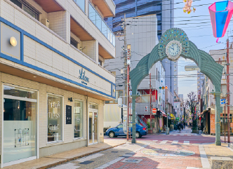 ふじの市商店街（徒歩2分／約140m）